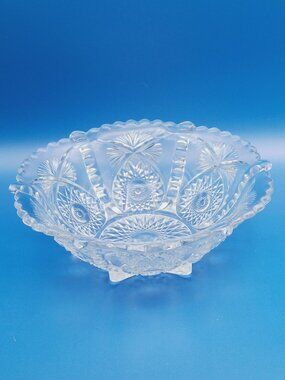 Antique EAPG Glass Footed Bowl Buttressed Sunburst Tarentum Pattrn 8.5"